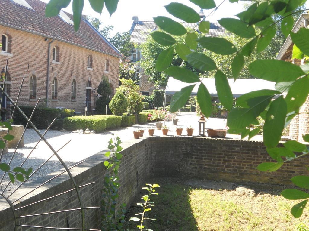 Chateau Holtum Ξενοδοχείο Born Εξωτερικό φωτογραφία